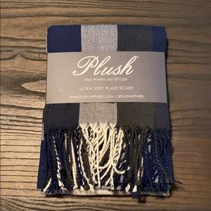 Plush Ultra Soft Plaid Scarf